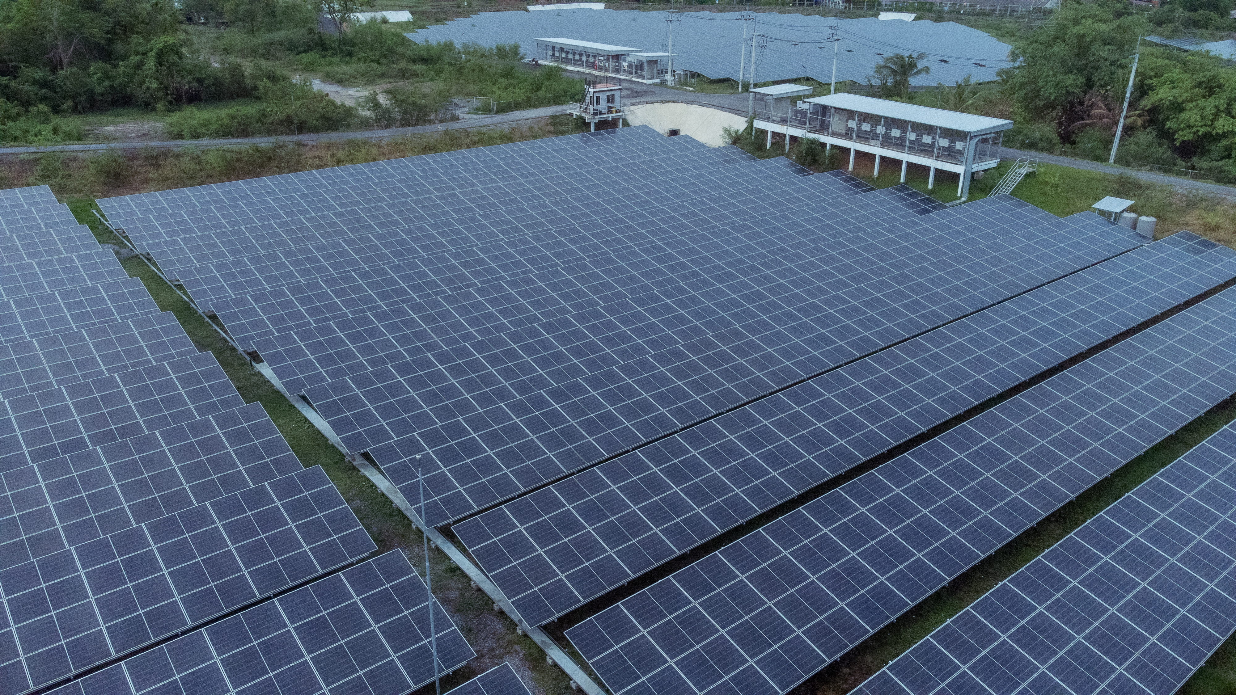 Project Issouri Missouri Solar + Storage Engineering Firm | C&I And Utility-Scale Projects