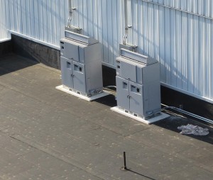 Mounting-Central-Inverters-on-the-Roof-2